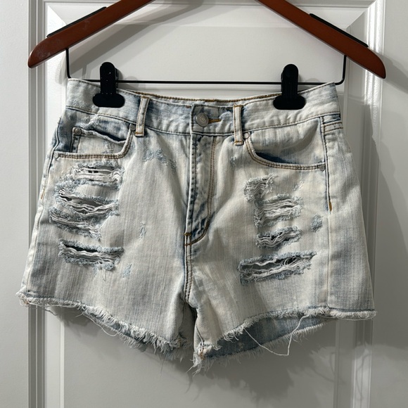 Articles of Society Distressed Denim Jean Shorts - Picture 1 of 6